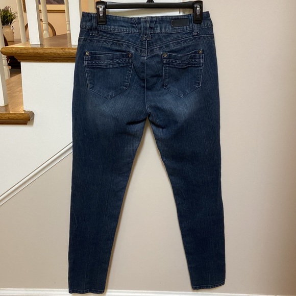 Democracy Justice Jeggings in medium wash - Picture 5 of 10